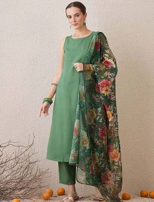 Floral Printed Round Neck Cotton Straight Kurta With Trousers & Dupatta 1