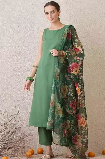 Floral Printed Round Neck Cotton Straight Kurta With Trousers & Dupatta