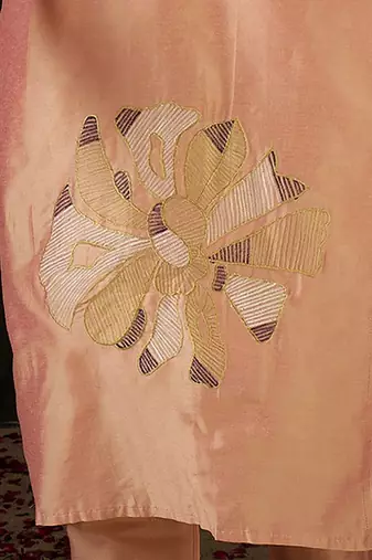 Women Floral Embroidered Regular Thread Work Kurta with Trousers