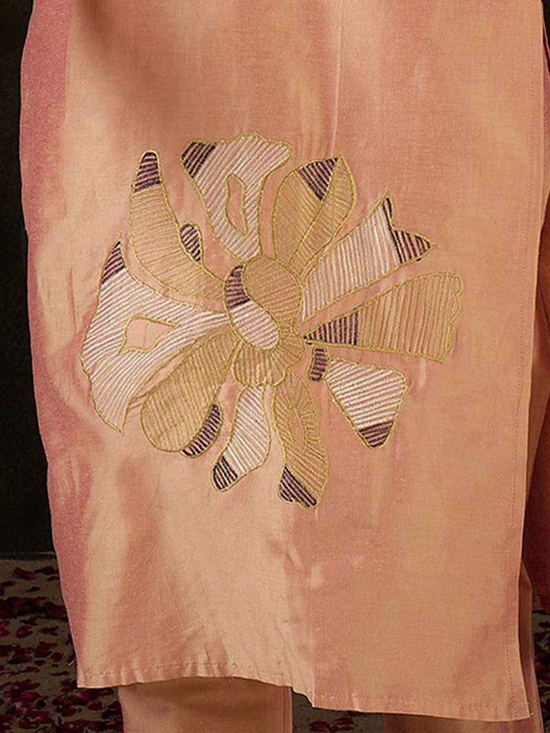 Women Floral Embroidered Regular Thread Work Kurta with Trousers