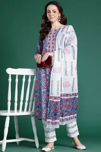 Floral Printed Pure Cotton Kurta with Trousers & With Dupatta