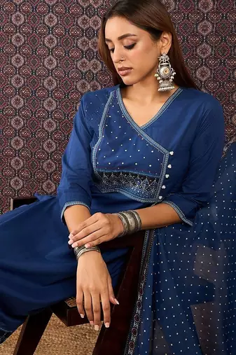 Women Ethnic Motifs Regular Thread Work Pure Cotton Kurta with Trousers & With Dupatta