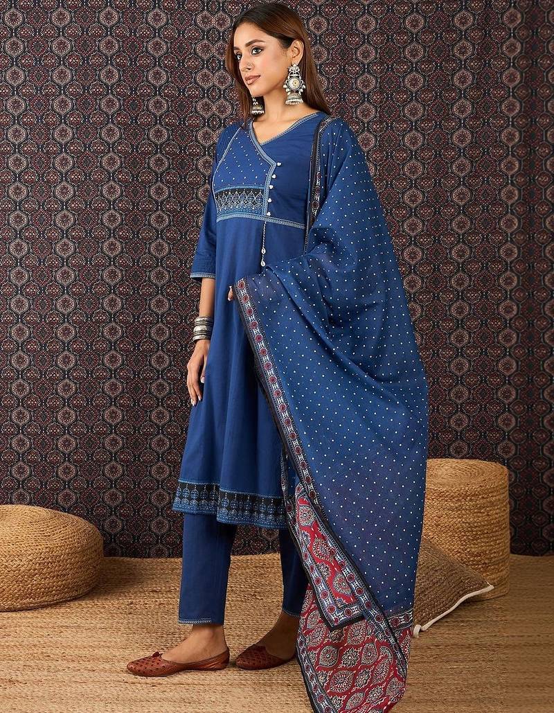 Women Ethnic Motifs Regular Thread Work Pure Cotton Kurta with Trousers & With Dupatta