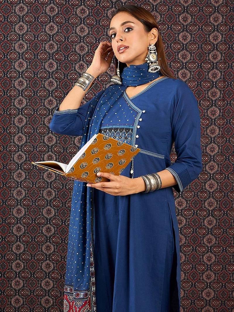 Women Ethnic Motifs Regular Thread Work Pure Cotton Kurta with Trousers & With Dupatta