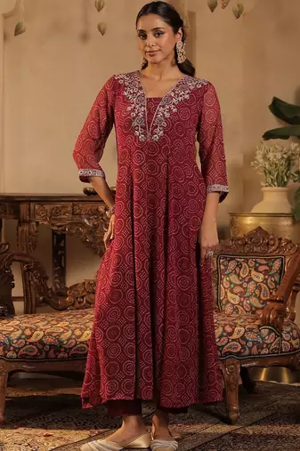 Women Ethnic Motifs Printed Panelled Sequinned Kurta with Trousers & With Dupatta
