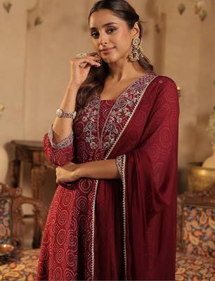 Women Ethnic Motifs Printed Panelled Sequinned Kurta with Trousers & With Dupatta 5