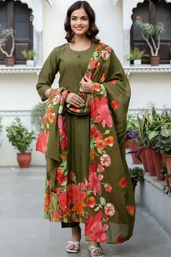 Women Floral Panelled Thread Work Pure Cotton Kurta with Trousers & With Dupatta