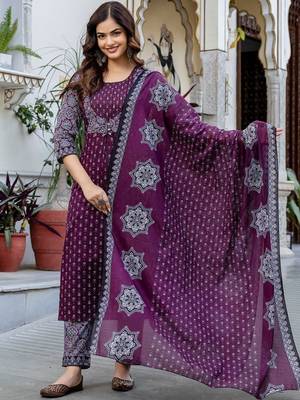 Women Ethnic Motifs Printed Regular Pure Cotton Kurta with Trousers & With Dupatta 2