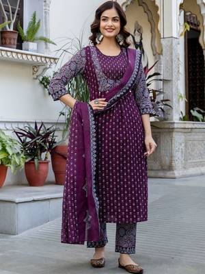 Women Ethnic Motifs Printed Regular Pure Cotton Kurta with Trousers & With Dupatta 4