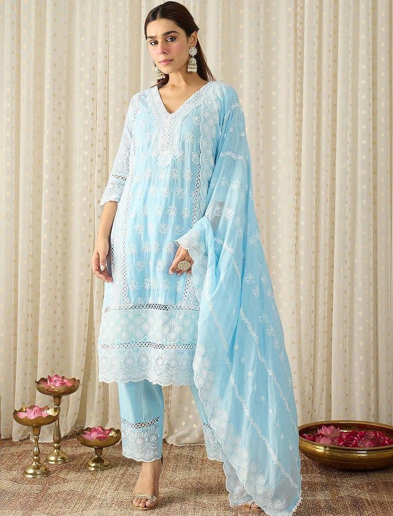 Ethnic Motifs Embroidered Chikankari Pure Cotton Kurta with Trousers & Dupatta
