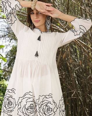 Women Floral Printed Pleated Thread Work Pure Cotton Kurta with Trousers 2