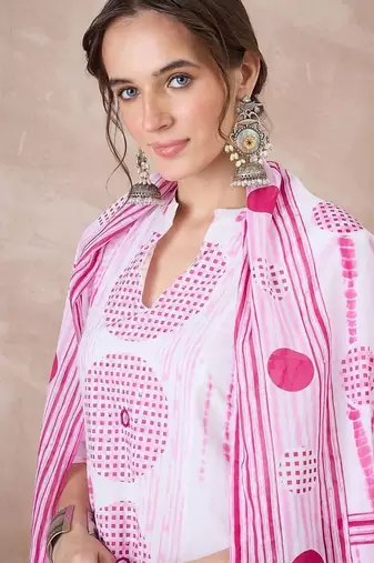 Women Dyed Regular Pure Cotton Kurta with Trousers & With Dupatta