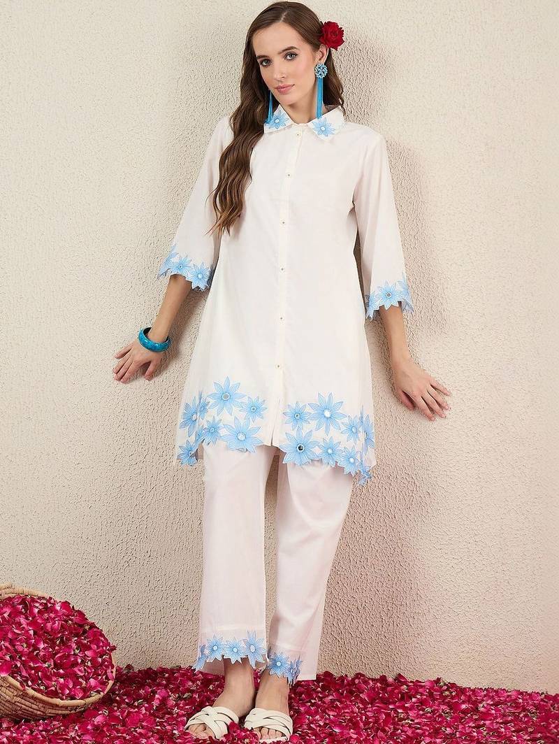 Women Floral Embroidered Regular Thread Work Pure Cotton Kurta with Trousers