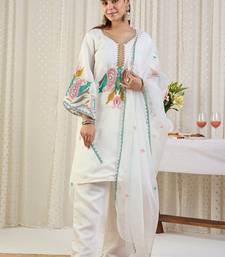 Ethnic Motifs Embroidered V-Neck Thread Work Kurta With Trousers & Dupatta