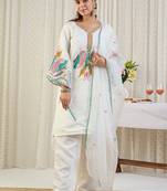 Ethnic Motifs Embroidered V-Neck Thread Work Kurta With Trousers & Dupatta