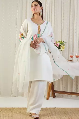 Ethnic Motifs Embroidered V-Neck Thread Work Kurta With Trousers & Dupatta