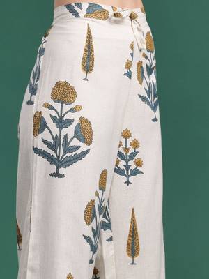 Floral Printed V Neck A Line Pure Cotton Kurta With Palazzos 3