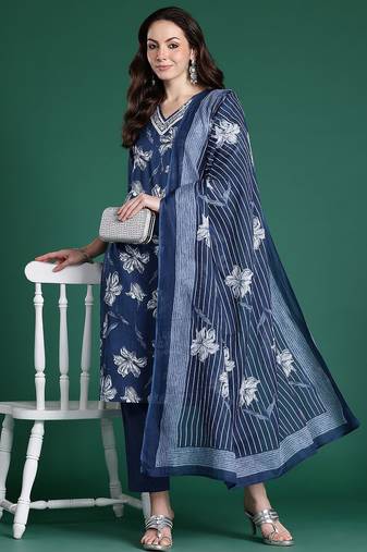 Floral Printed Regular Pure Cotton Kurta with Trousers & Dupatta