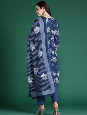 Floral Printed Regular Pure Cotton Kurta with Trousers & Dupatta 7