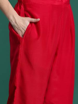 Ethnic Motifs Embroidered Sequinned Kurta with Trousers & With Dupatta 3