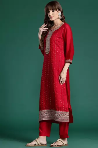 Ethnic Motifs Embroidered Sequinned Kurta with Trousers & With Dupatta