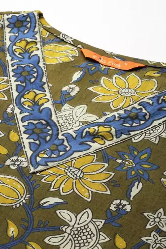 Floral Printed Pure Cotton Kurta with Trousers & With Dupatta