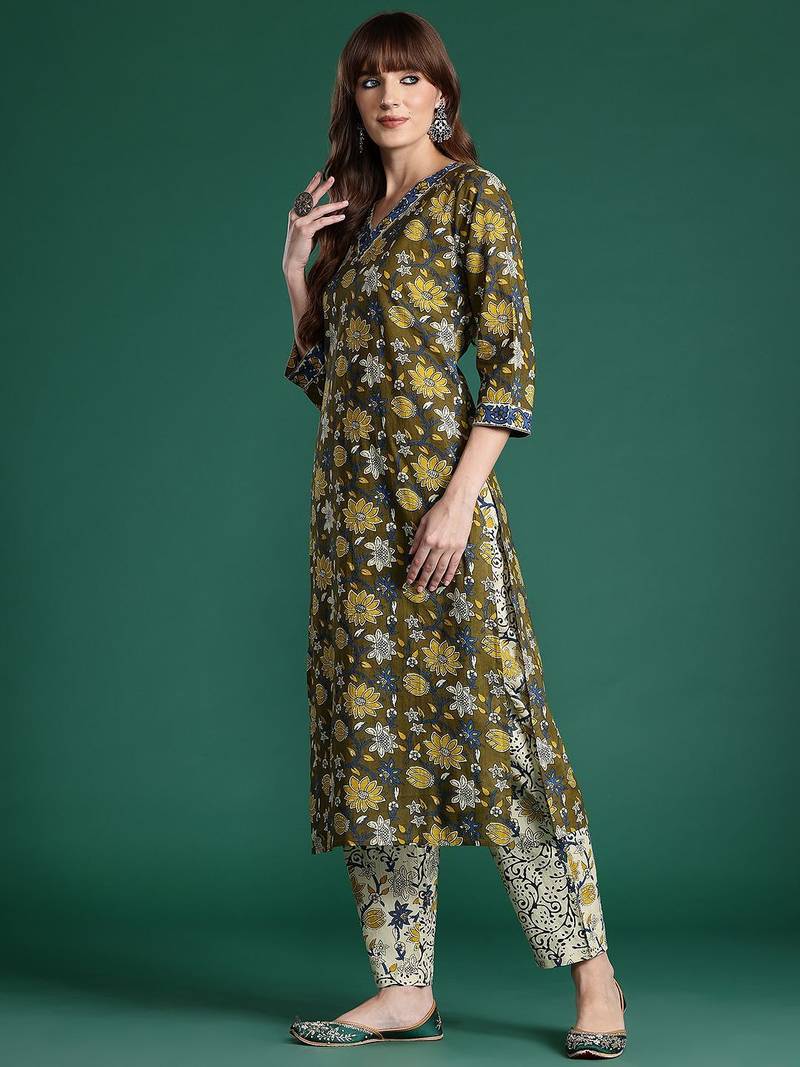Floral Printed Pure Cotton Kurta with Trousers & With Dupatta