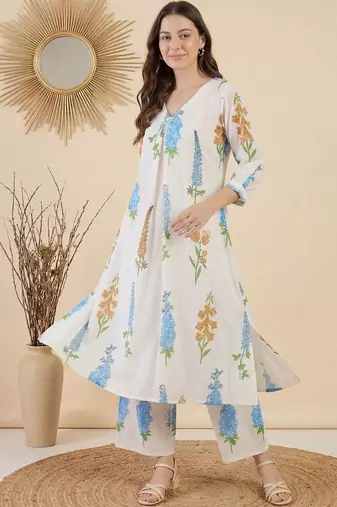 Women Floral Printed Regular Pure Cotton Kurta with Trousers