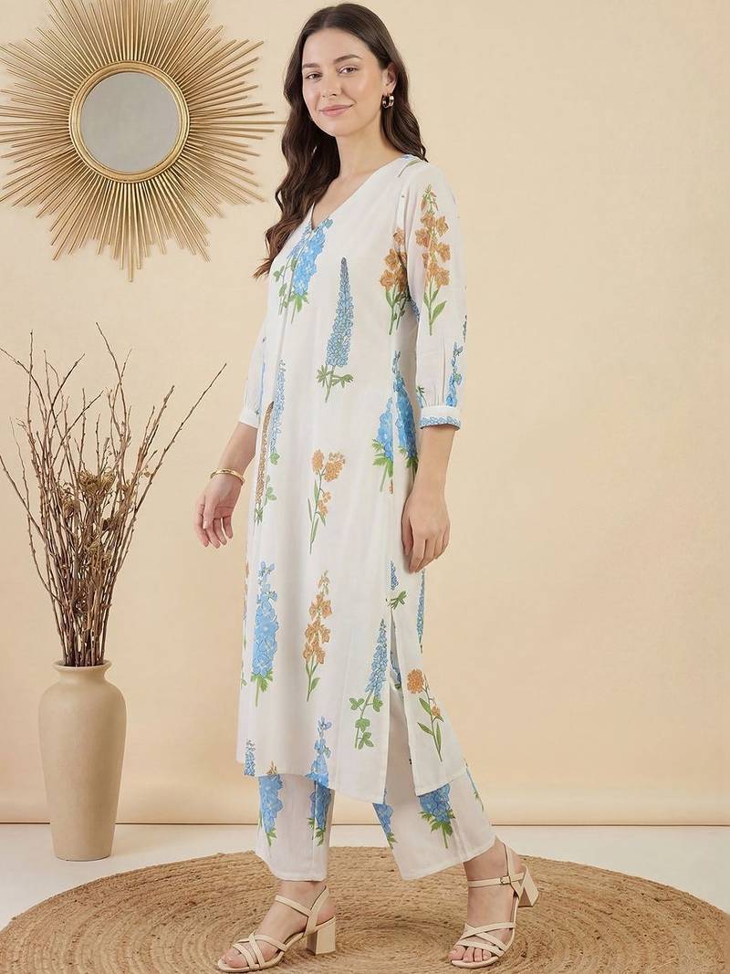 Women Floral Printed Regular Pure Cotton Kurta with Trousers