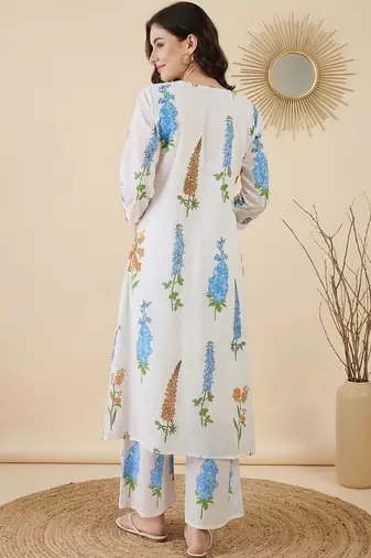 Women Floral Printed Regular Pure Cotton Kurta with Trousers