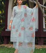 Women Floral Embroidered Regular Thread Work Kurta with Trousers & With Dupatta