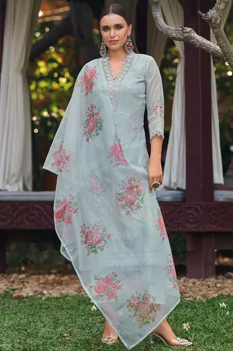 Women Floral Embroidered Regular Thread Work Kurta with Trousers & With Dupatta