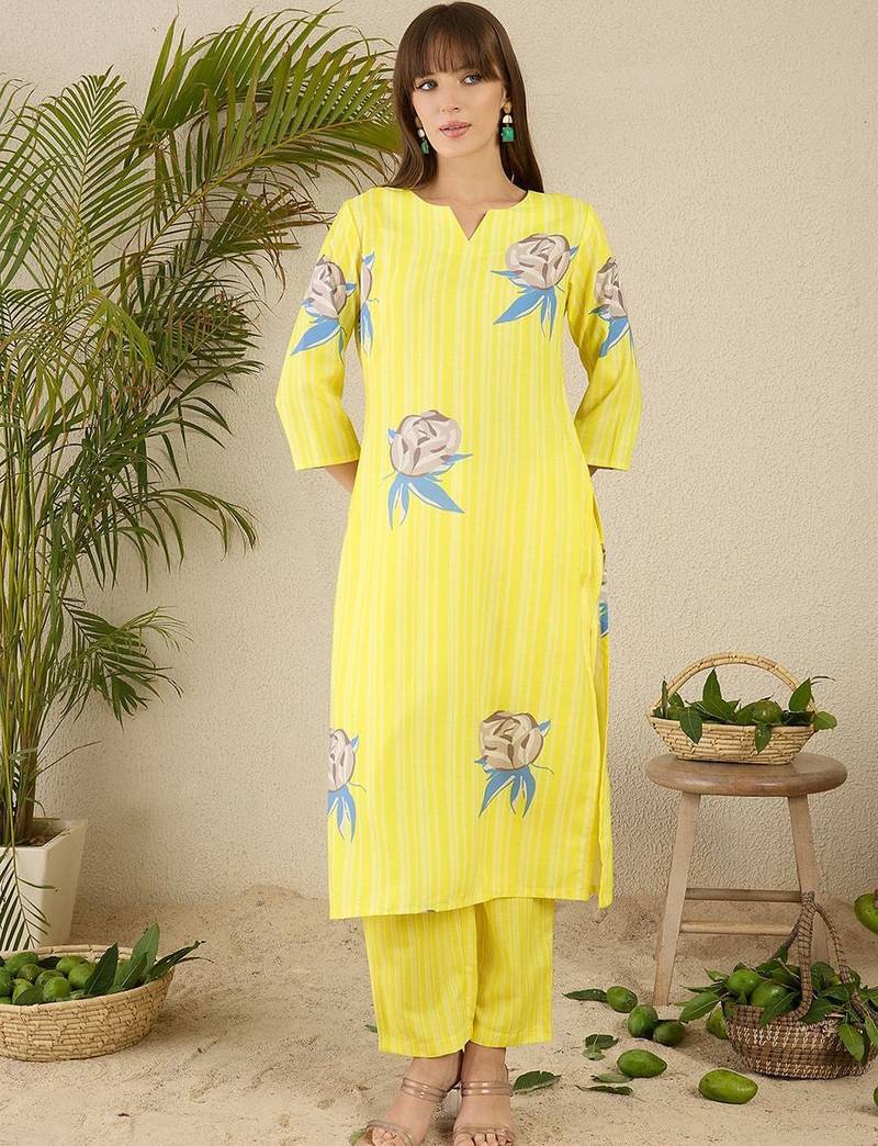Floral Printed Notch Neck Straight Kurta With Trousers