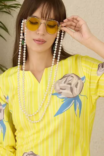Floral Printed Notch Neck Straight Kurta With Trousers