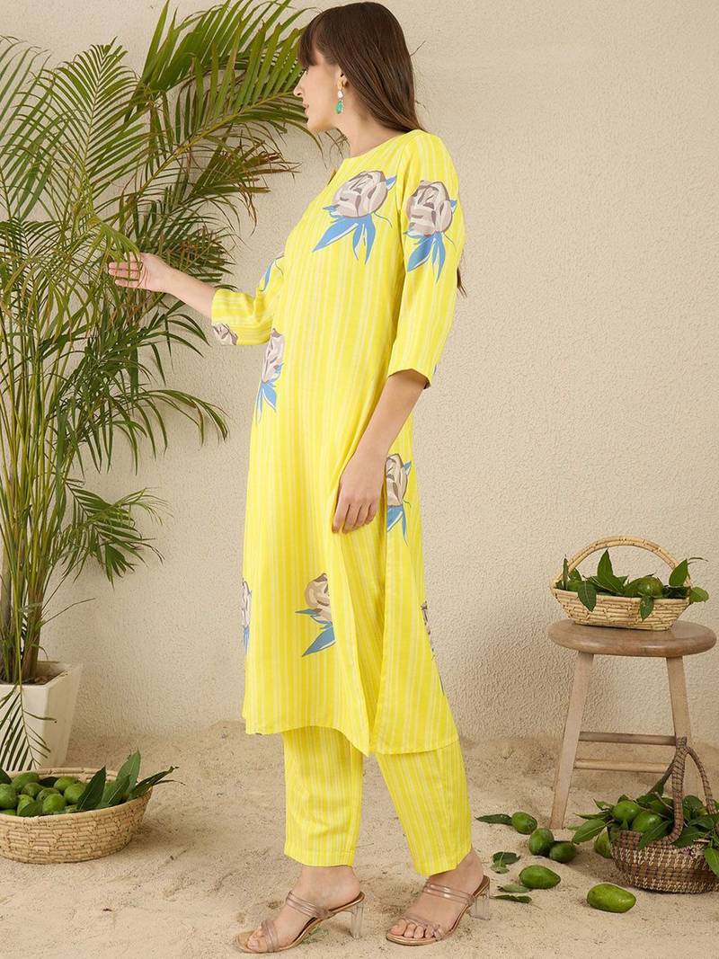 Floral Printed Notch Neck Straight Kurta With Trousers