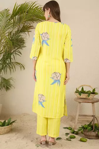 Floral Printed Notch Neck Straight Kurta With Trousers