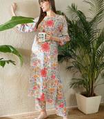 Women Floral Printed Regular Kurta with Trousers