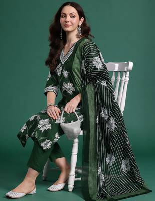 Floral Printed Regular Pure Cotton Kurta with Trousers & Dupatta 8