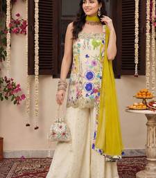 Women Floral Printed Regular Thread Work Kurta with Palazzos & With Dupatta