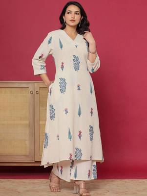 Women Floral Printed Regular Pure Cotton Kurta with Palazzos 4