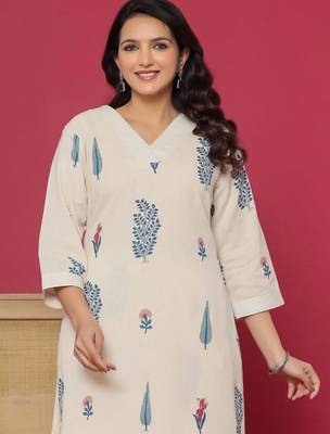 Women Floral Printed Regular Pure Cotton Kurta with Palazzos 6