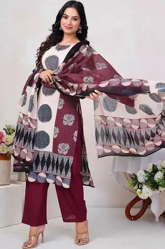 Women Floral Printed Regular Thread Work Pure Cotton Kurta with Trousers & With Dupatta