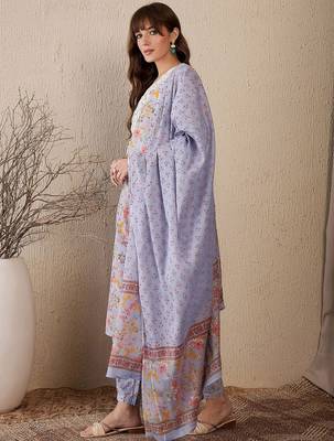 Women Floral Printed Regular Thread Work Pure Cotton Kurta with Salwar & With Dupatta 4