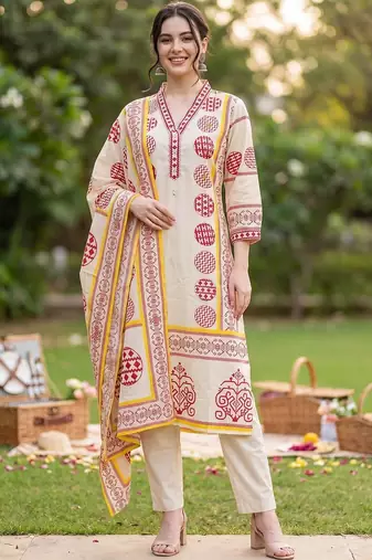 Women Ethnic Motifs Printed Regular Pure Cotton Kurta with Trousers & With Dupatta