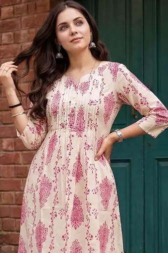 Women Floral Printed Regular Pure Cotton Kurta with Trousers