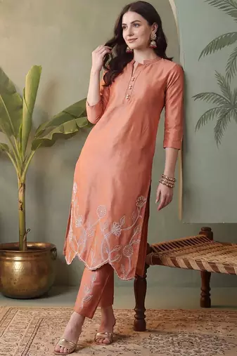 Women Floral Embroidered Regular Thread Work Pure Cotton Kurta with Trousers