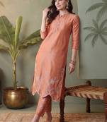 Women Floral Embroidered Regular Thread Work Pure Cotton Kurta with Trousers
