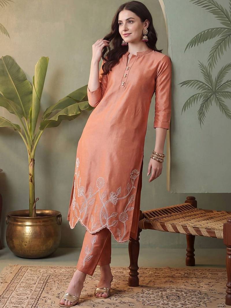 Women Floral Embroidered Regular Thread Work Pure Cotton Kurta with Trousers
