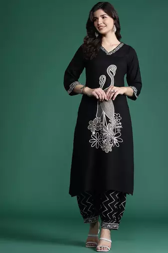 Printed Beads and Stones Detail Kurta with Trousers
