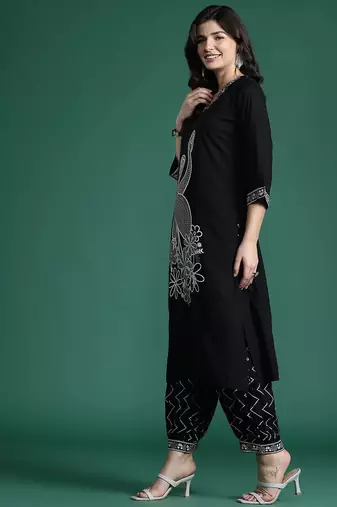 Printed Beads and Stones Detail Kurta with Trousers
